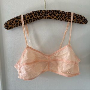 Vintage 1930s/40s Peach Bra